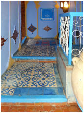 Buntes Marokko. Märchenhafter Hauszugang